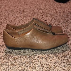 Gentle souls size 7 women’s